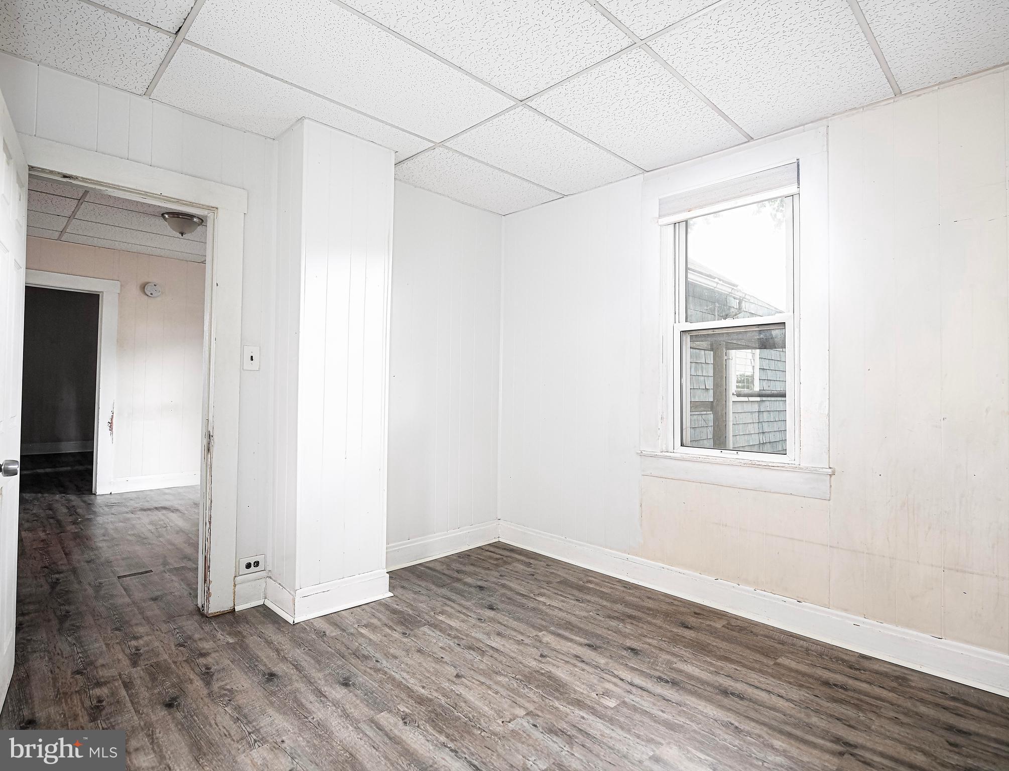 PERRY POINT - Residential