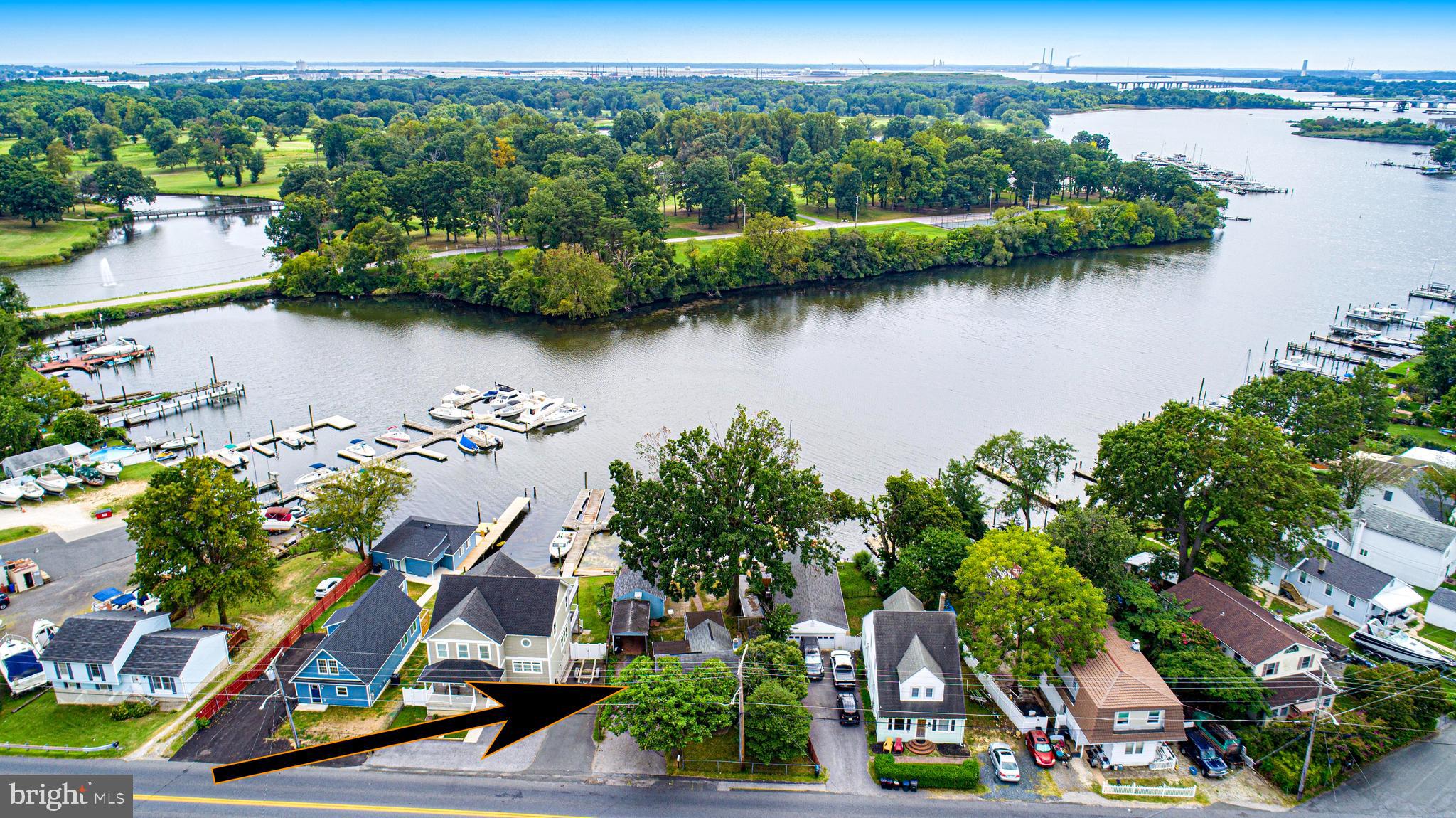 PERRY POINT - Residential