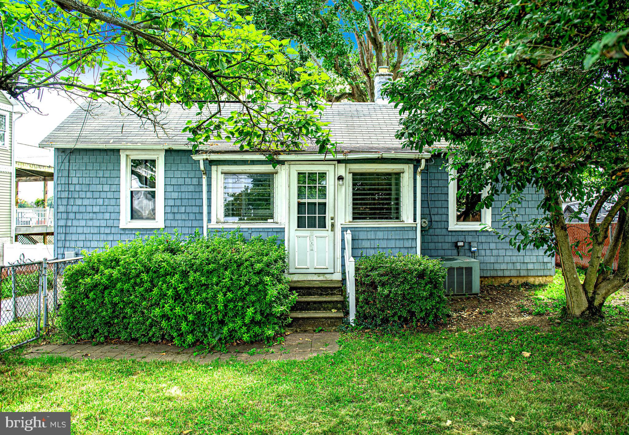 PERRY POINT - Residential