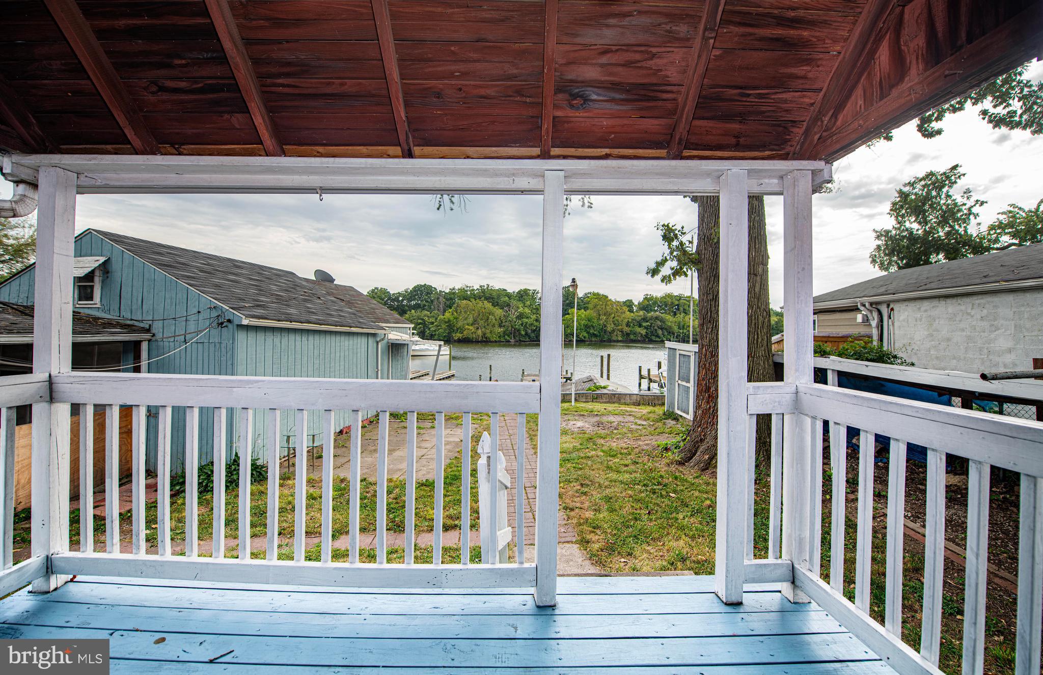 PERRY POINT - Residential