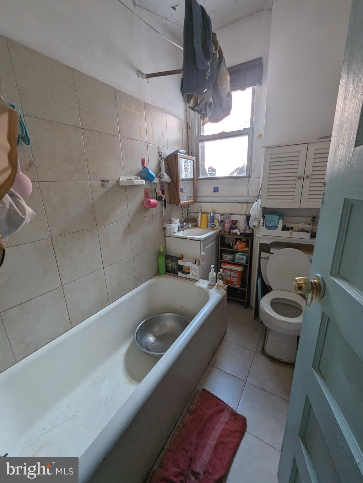 KINGSESSING - Commercial Sale