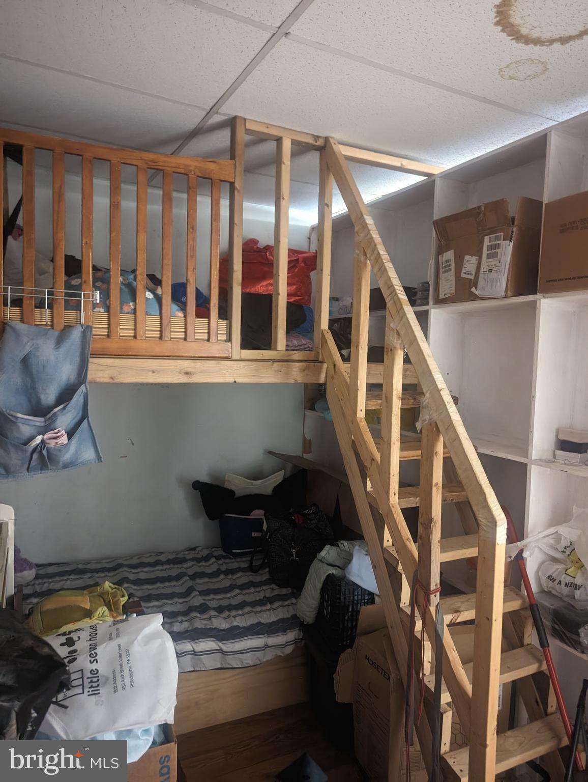 KINGSESSING - Commercial Sale