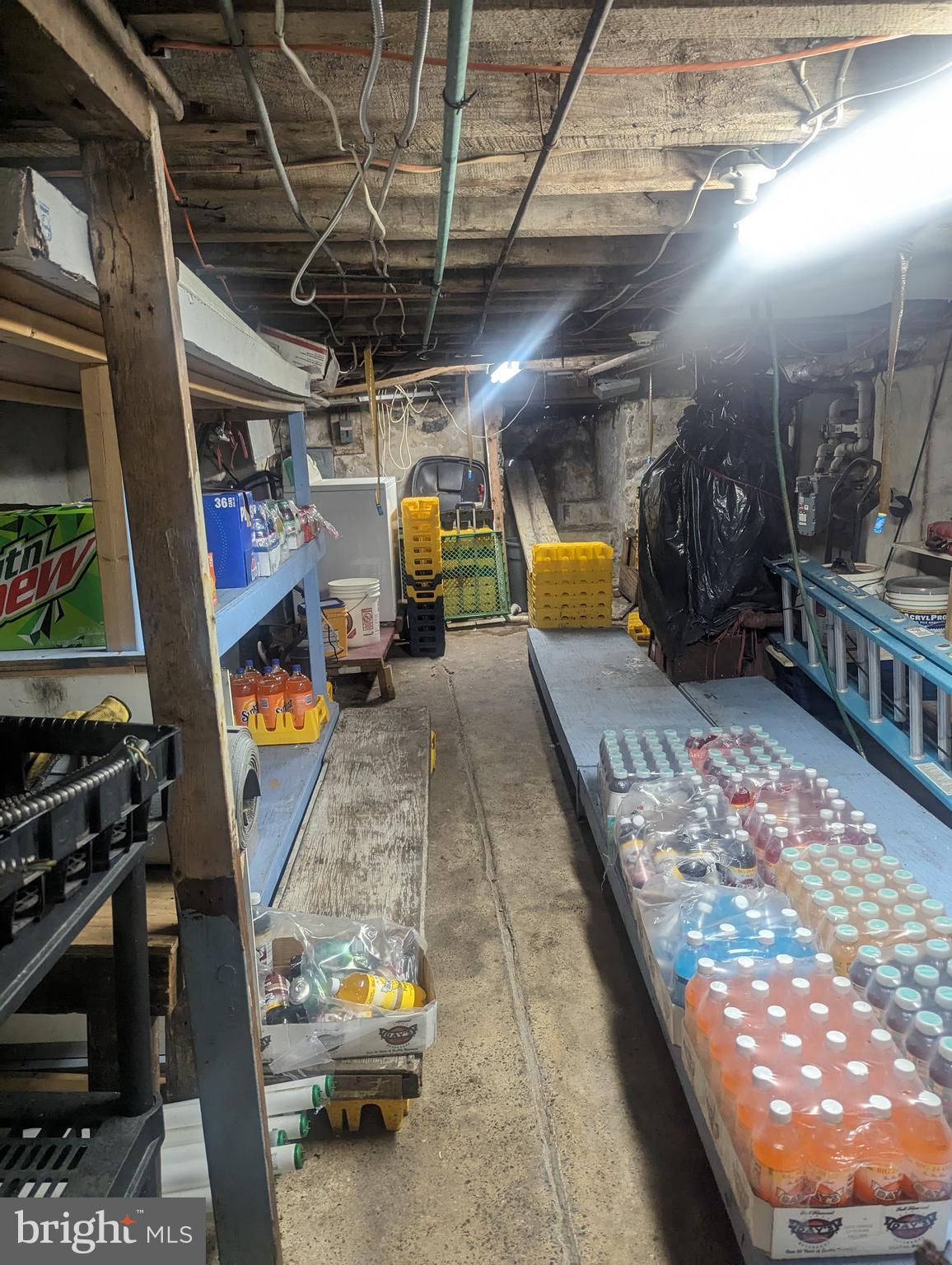 KINGSESSING - Commercial Sale