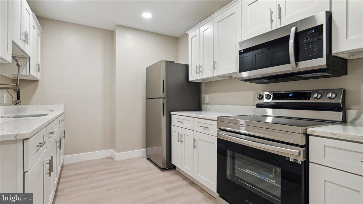 RENAISSANCE AT TYSONS - Residential