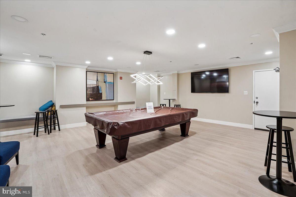 RENAISSANCE AT TYSONS - Residential