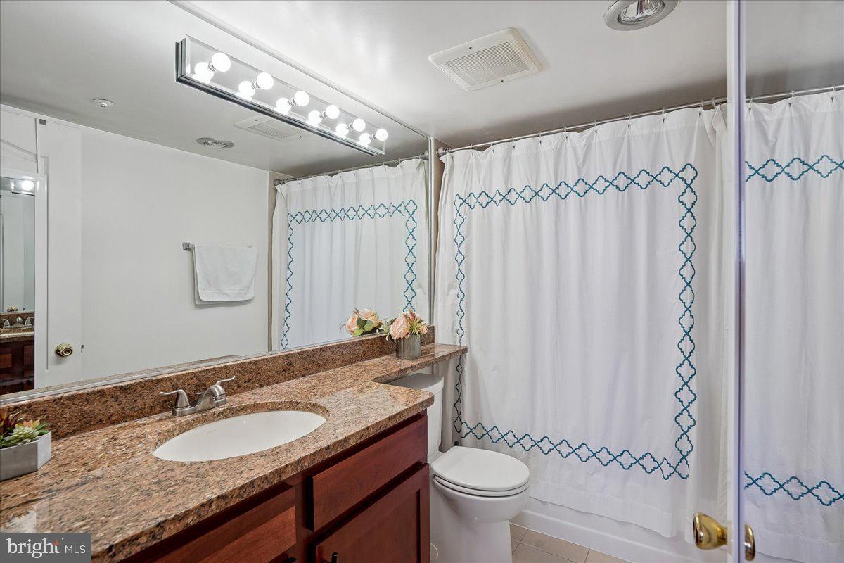 RENAISSANCE AT TYSONS - Residential