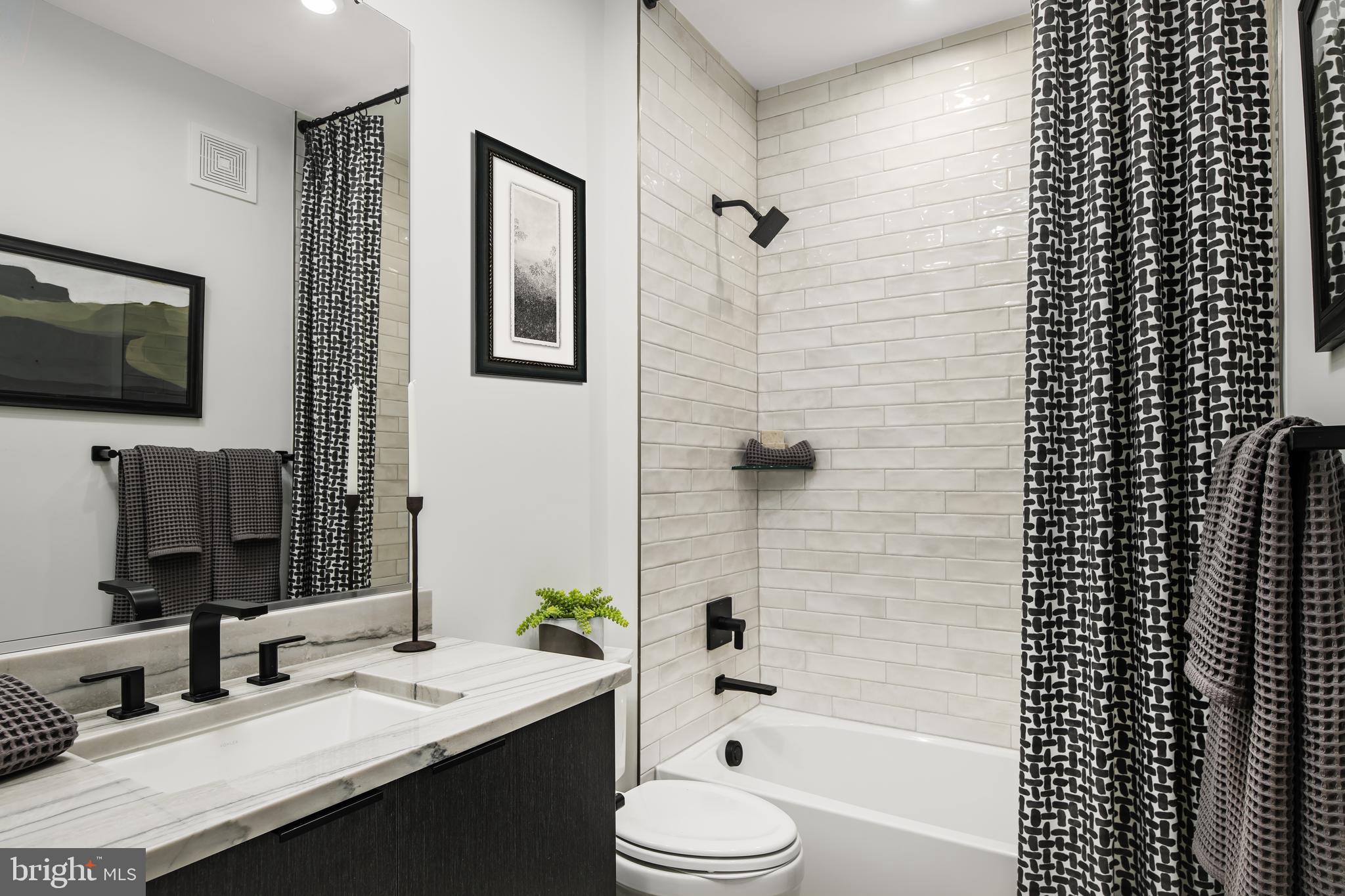 METRO WALK AT MOOREFIELD STATION - Residential