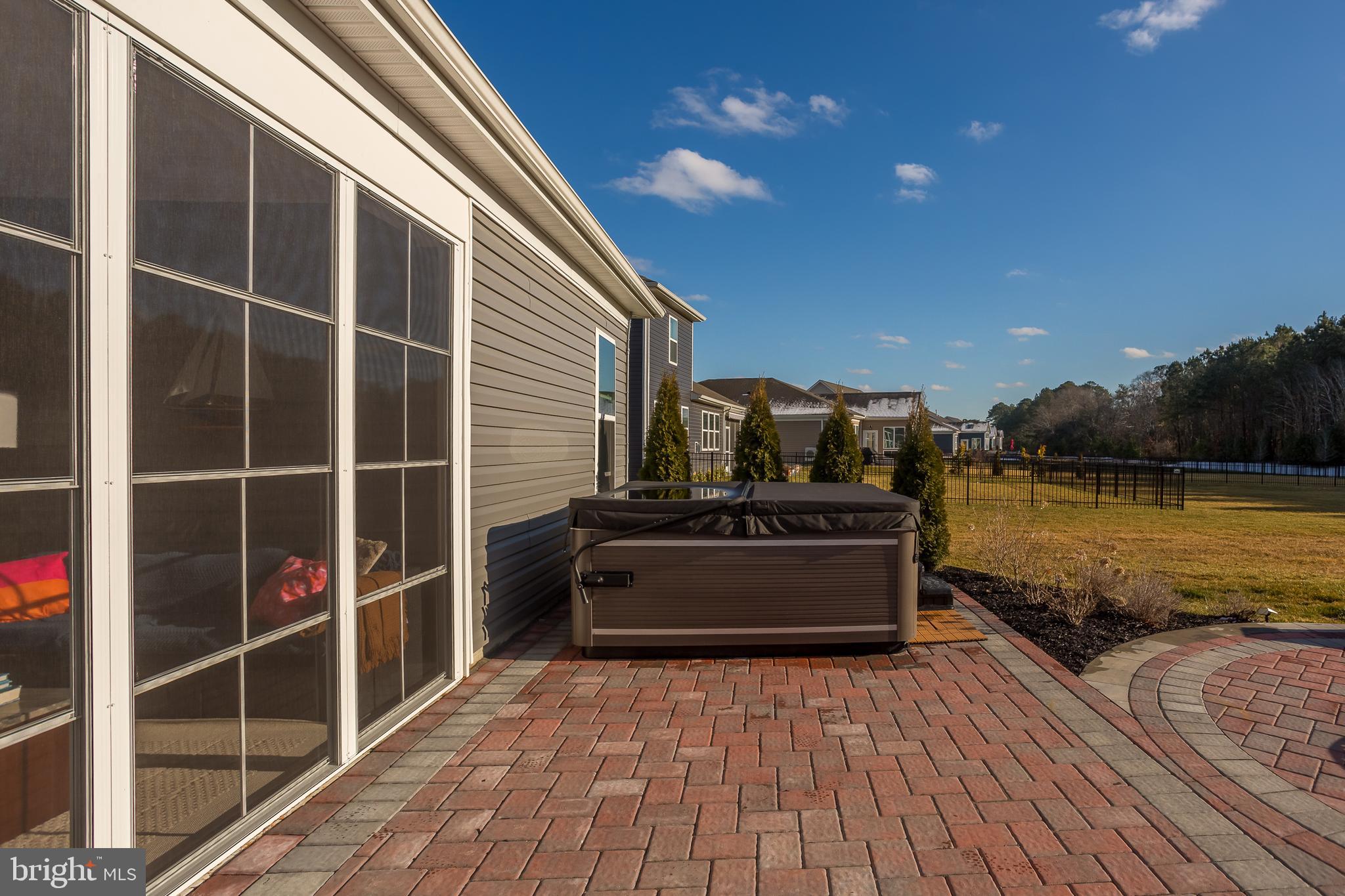 WOODFIELD PRESERVE - Residential