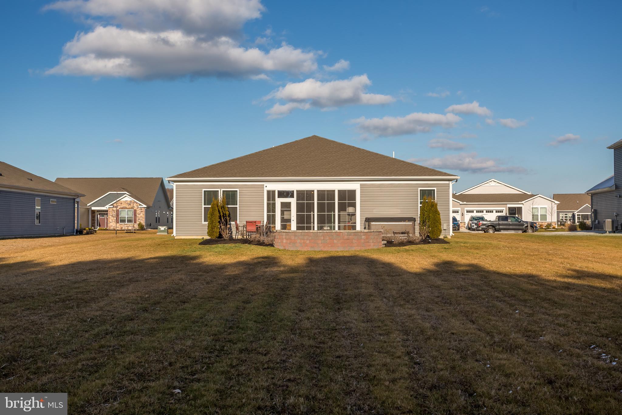 WOODFIELD PRESERVE - Residential