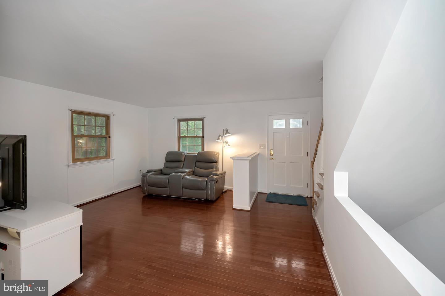 SPRING VALLEY - Residential Lease