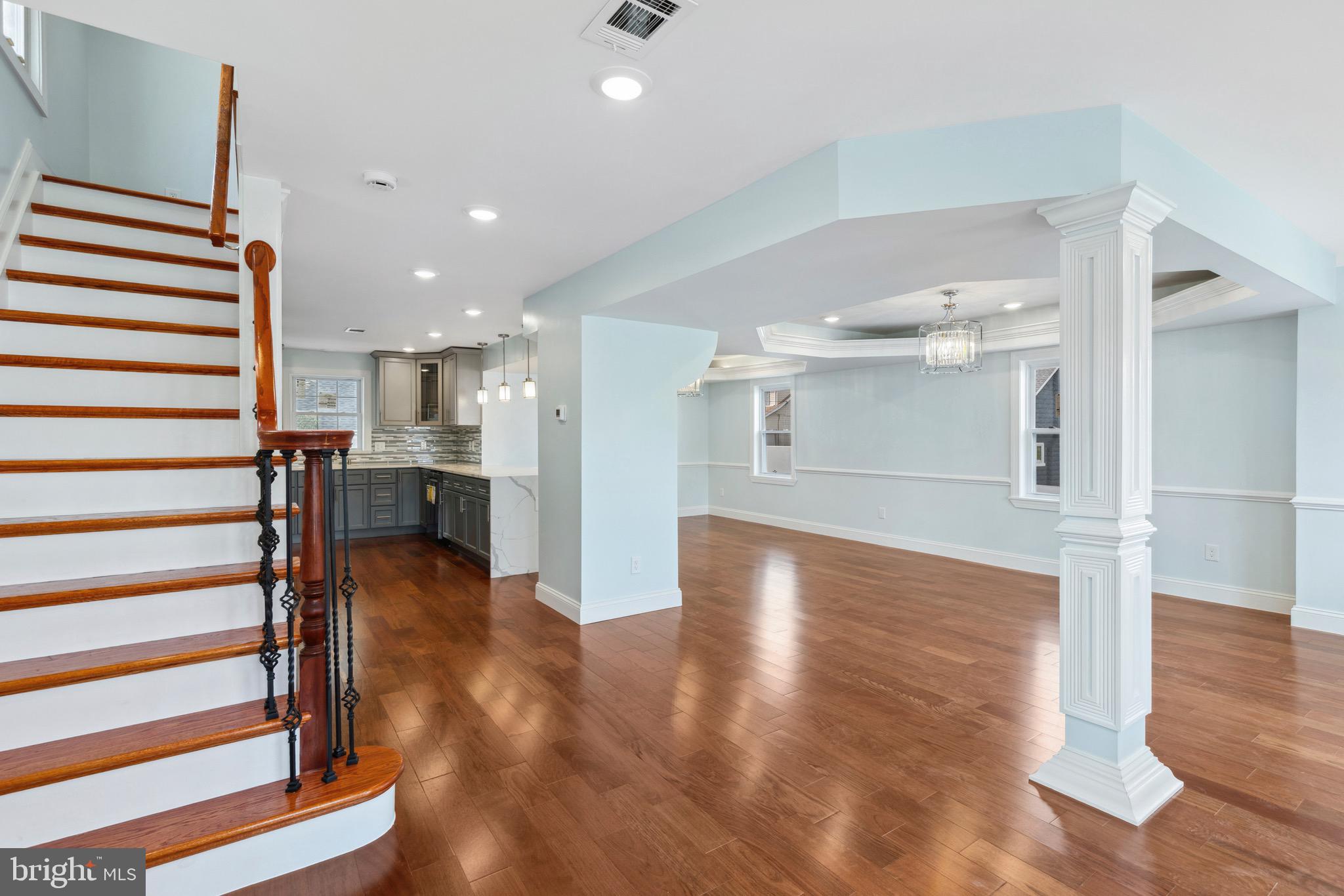 EAST VIEW - Residential