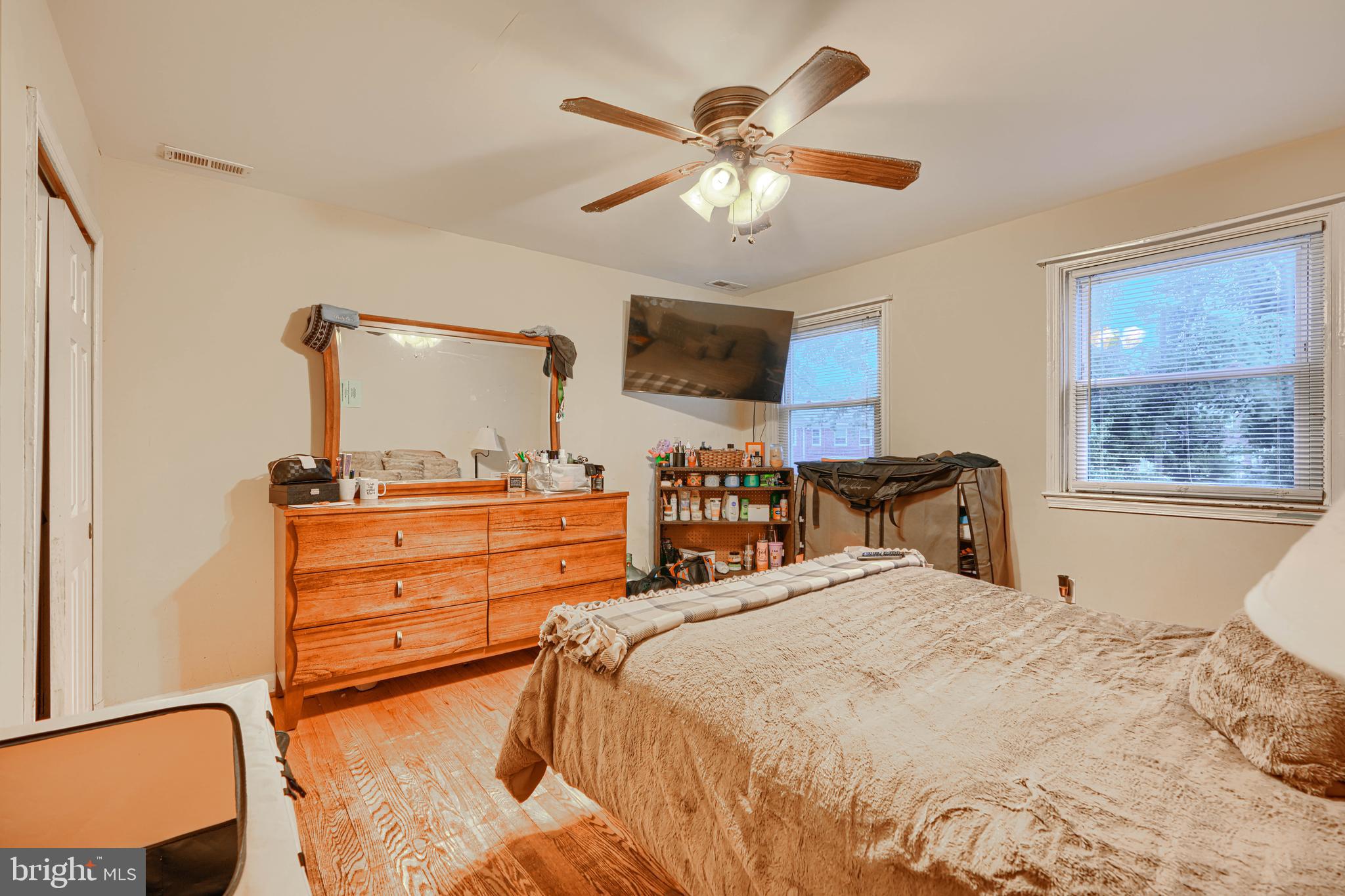 CHINQUAPIN PARK - Residential