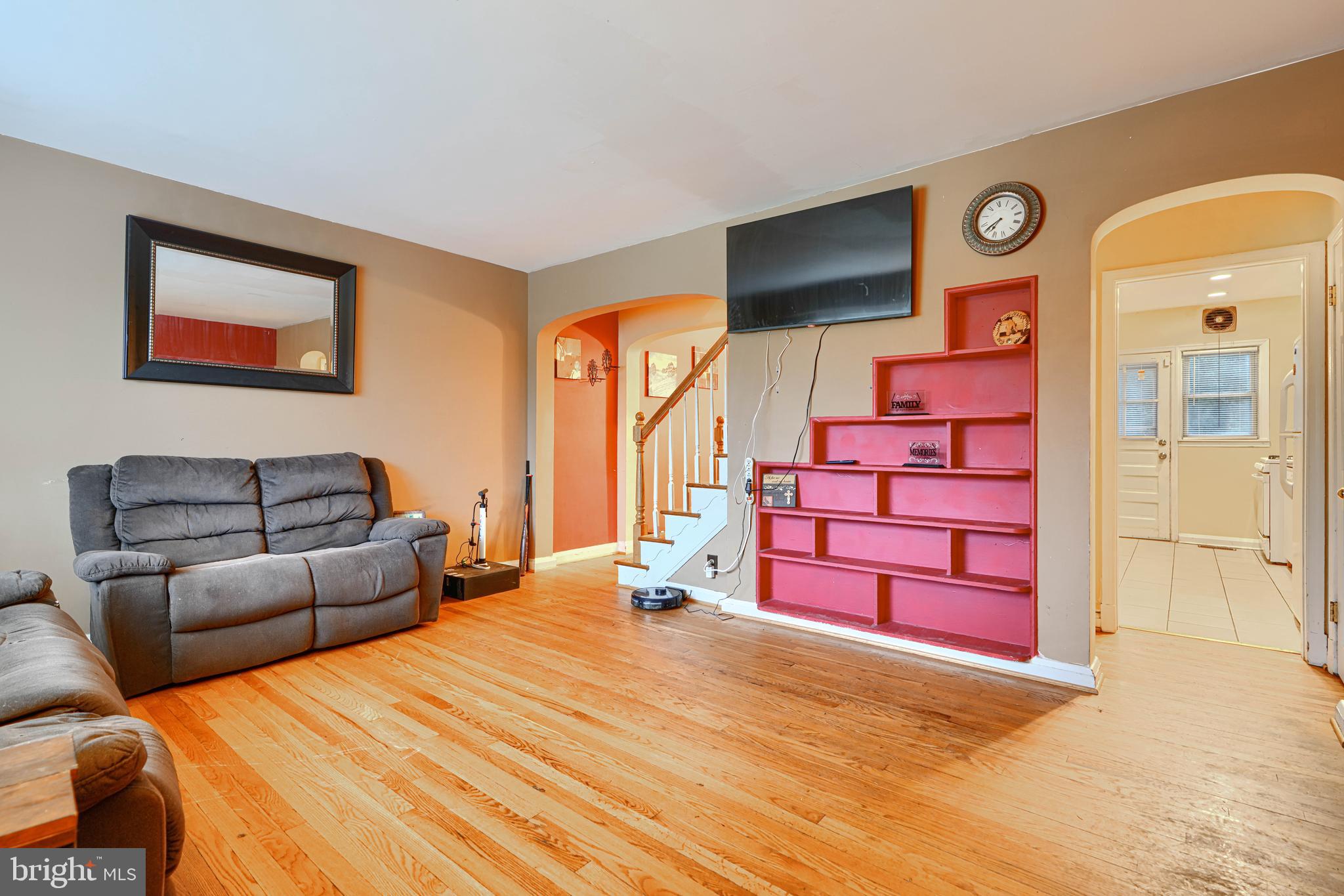 CHINQUAPIN PARK - Residential