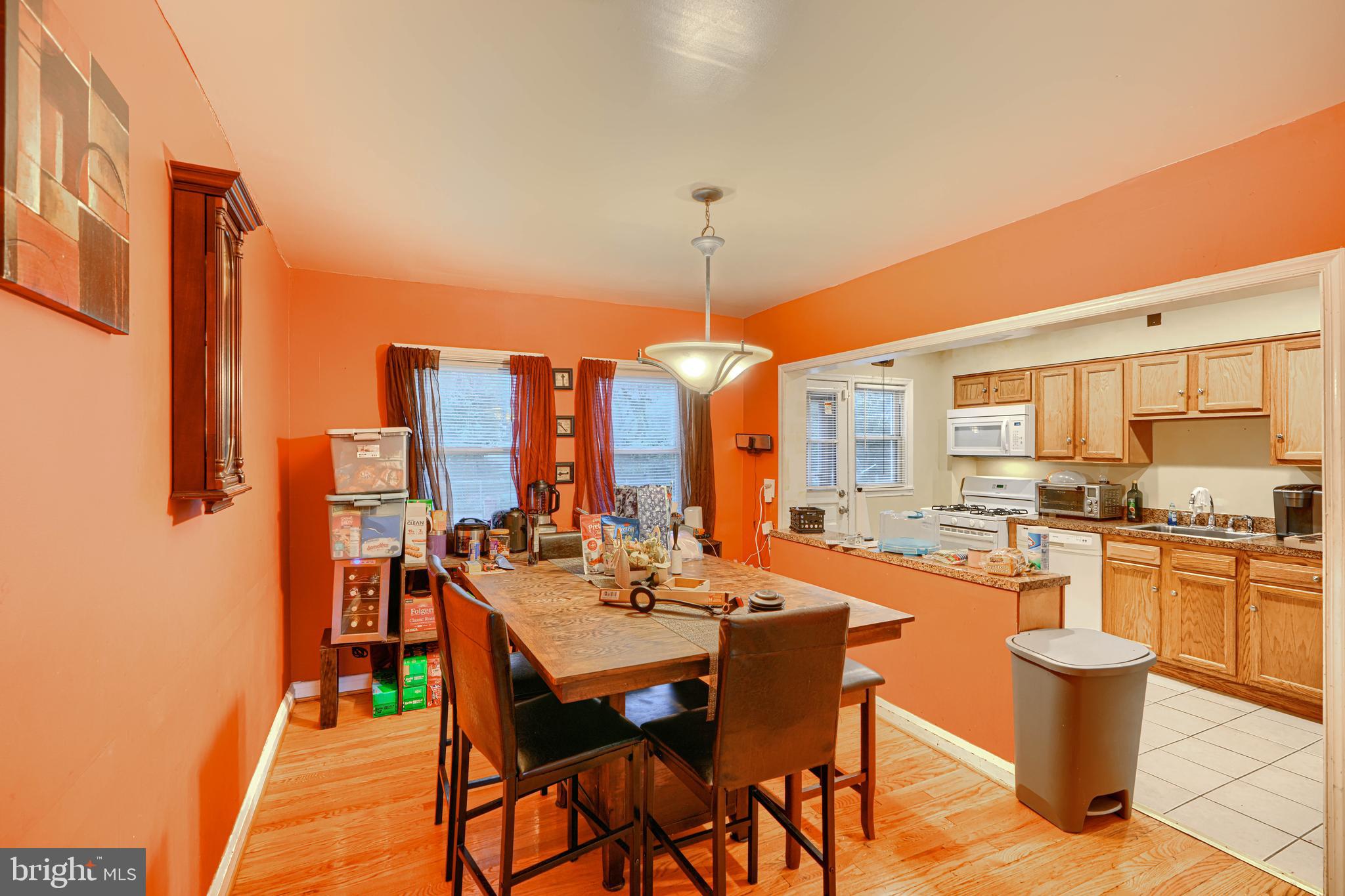 CHINQUAPIN PARK - Residential