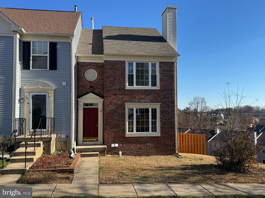 Conveniently located in Lake Ridge (just off of Old Bridge Rd) minutes from I95. Corner Town house has been totally updated for new tenants. Three level with fully finished walkout basement with a full bath. Den can be used as a 4th BR in the basement. Nice deck and rear patio for summer BBQs. Main level offers Hardwood flooring with a fire place in the living room. A beautiful deck off of the dining room. 3BRs on the upper level with two full bath. All new carpeting and paint through out the house. Please park on 1927 parking spot. Two reserved spots.