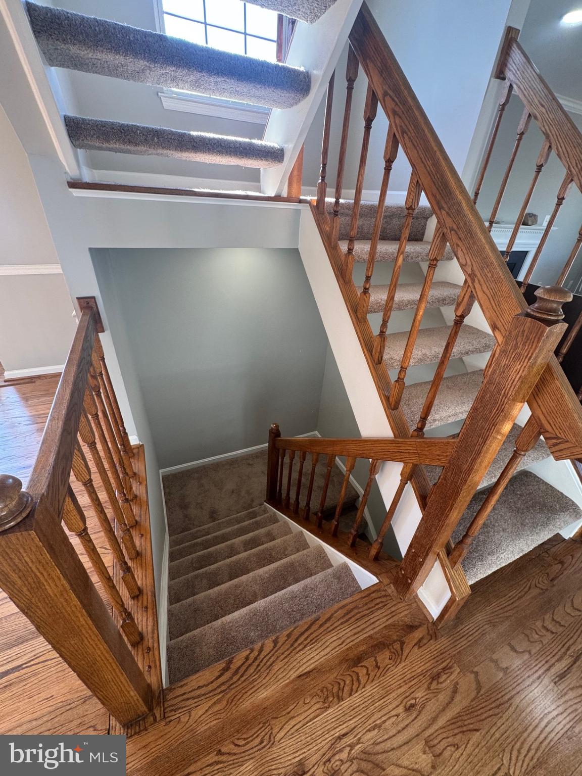 ROLLING BROOK - Residential Lease