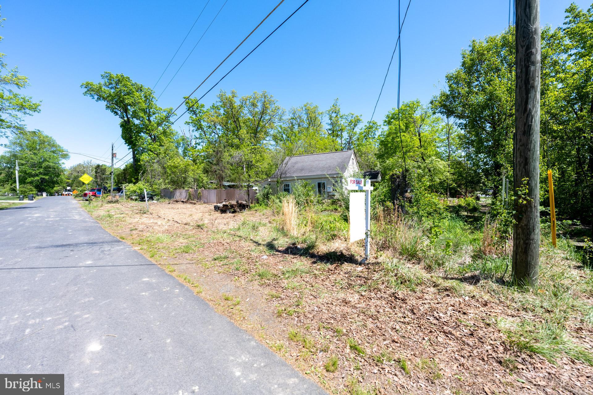 BRADDOCK ROAD - Land