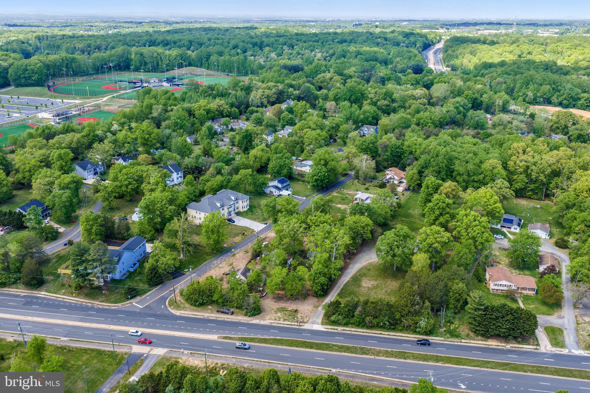 BRADDOCK ROAD - Land