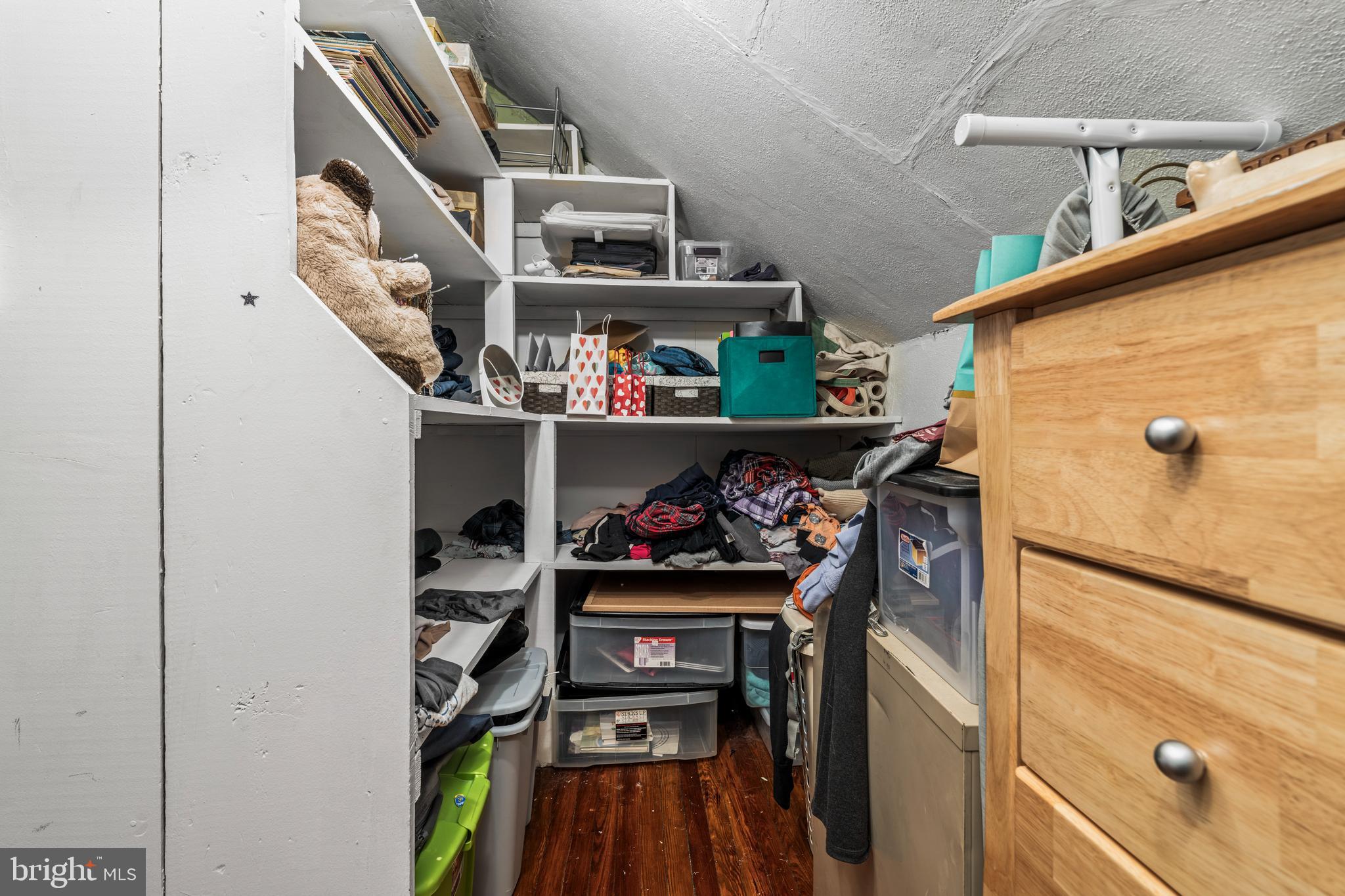 RESERVOIR HILL - Residential