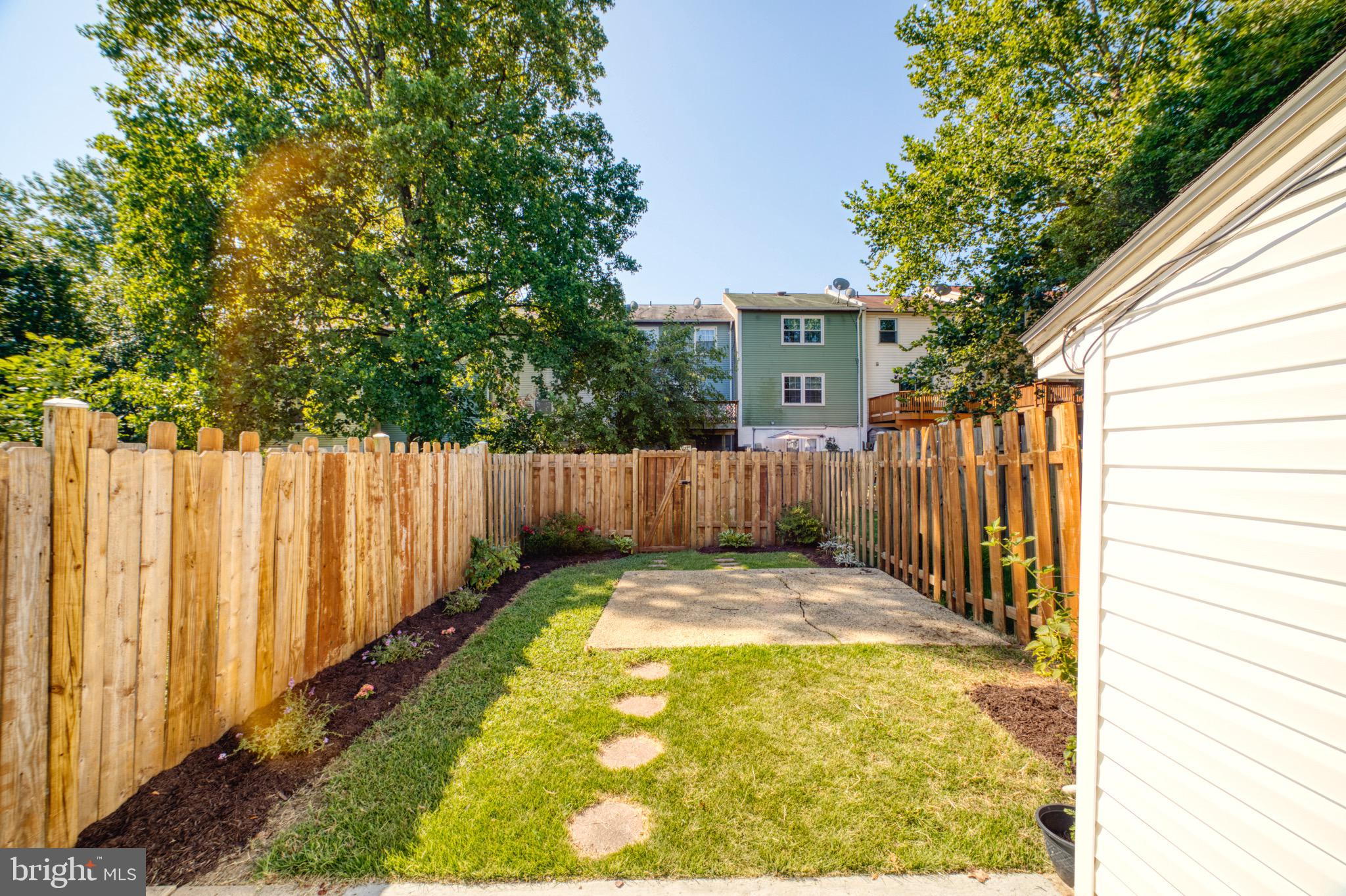 GREENWOOD FARM - Residential Lease