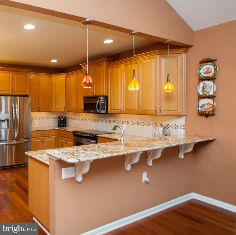 VILLAS AT FIVE PONDS - Residential