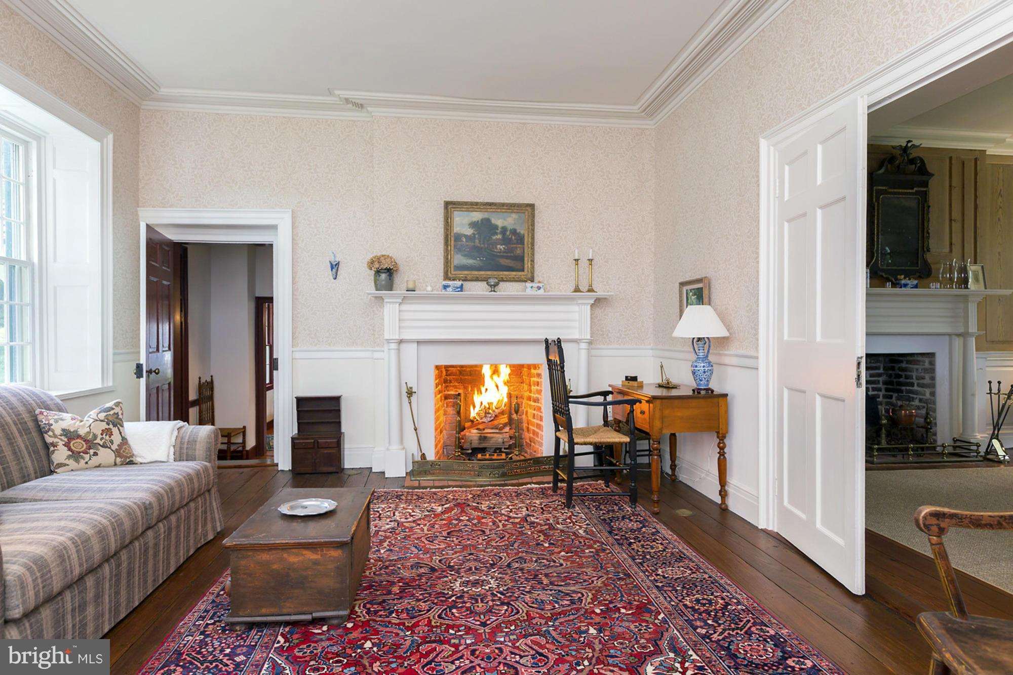 CROSS MANOR - Residential