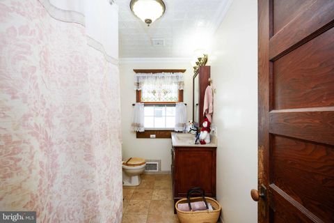 Tiny photo for 50 Delaware Avenue, PENNS GROVE, NJ 08069 (MLS # NJSA2017504)