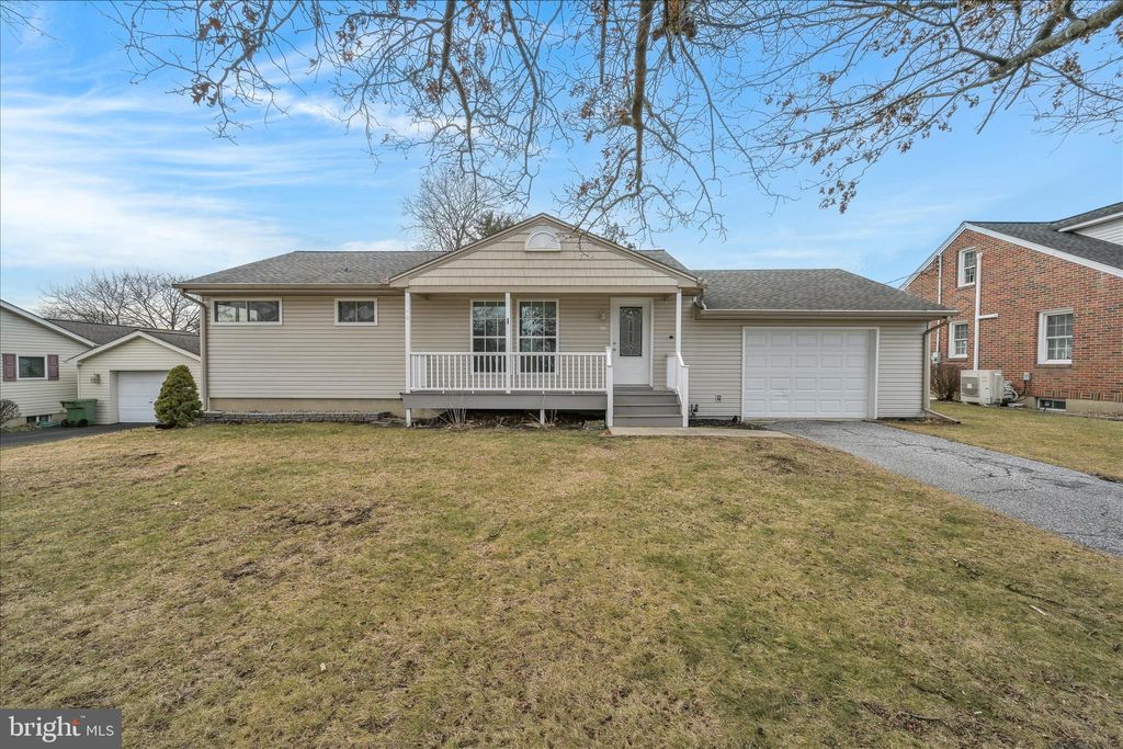 Photo of 110 Walnut Street, PINE GROVE, PA 17963 (MLS # PASK2025132)