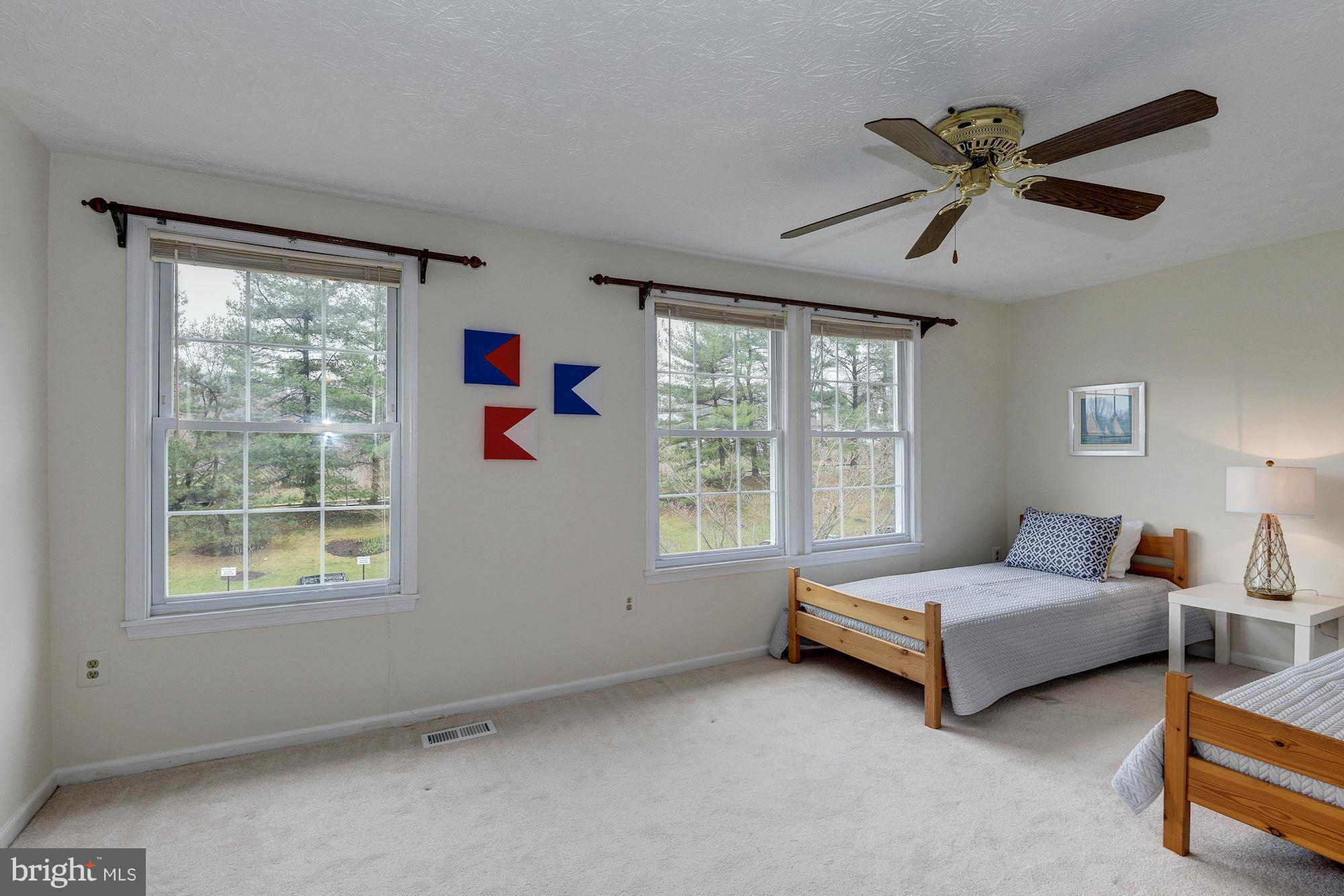 LAUREL VALLEY - Residential