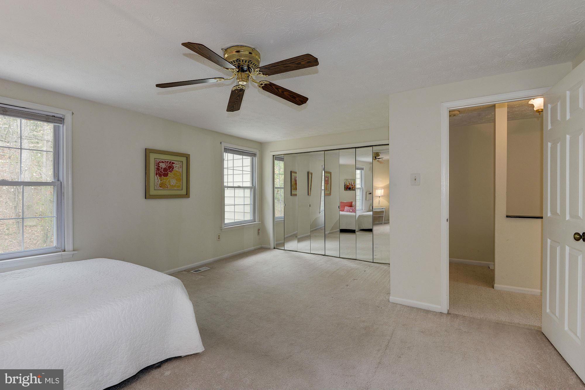 LAUREL VALLEY - Residential