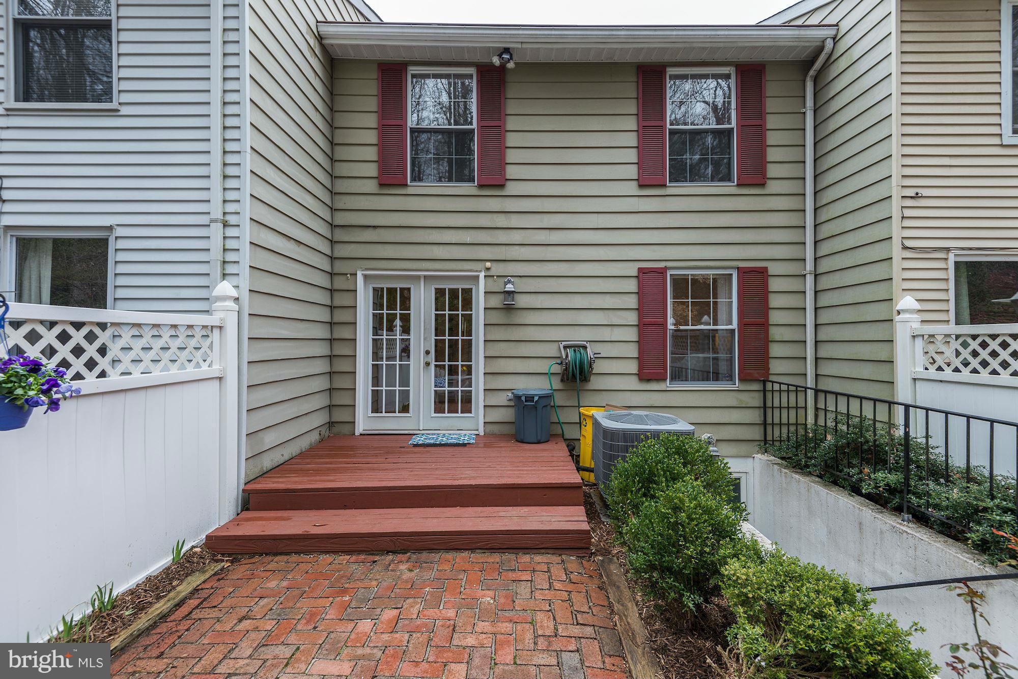 LAUREL VALLEY - Residential