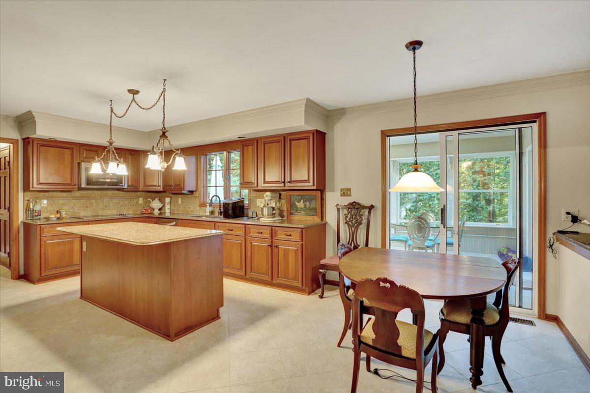 505 ARROWHEAD TRAIL