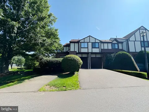 2 Devonshire Court, Trenton, NJ 08628 - MLS#: NJME2066996