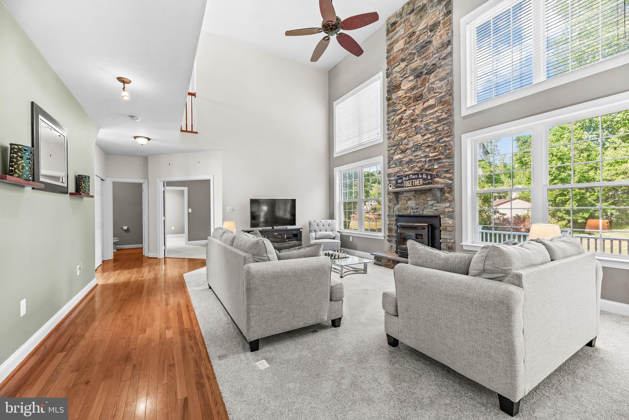 QUEENSBERRY - Residential