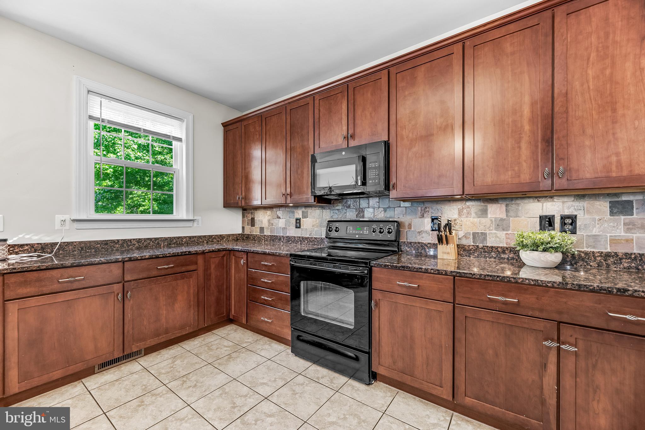 QUEENSBERRY - Residential