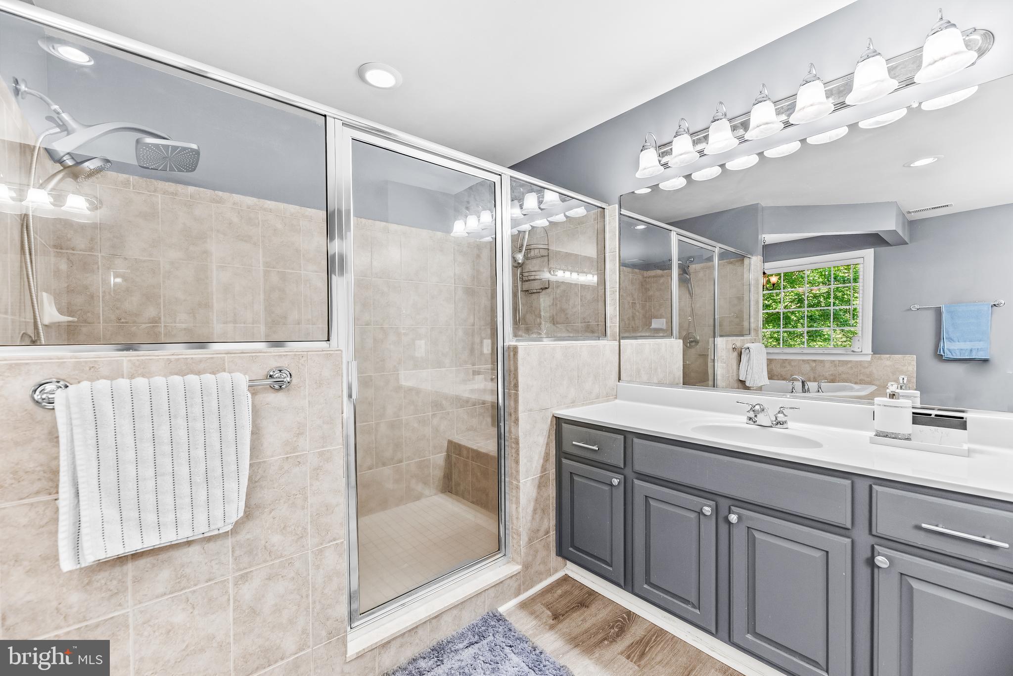 QUEENSBERRY - Residential