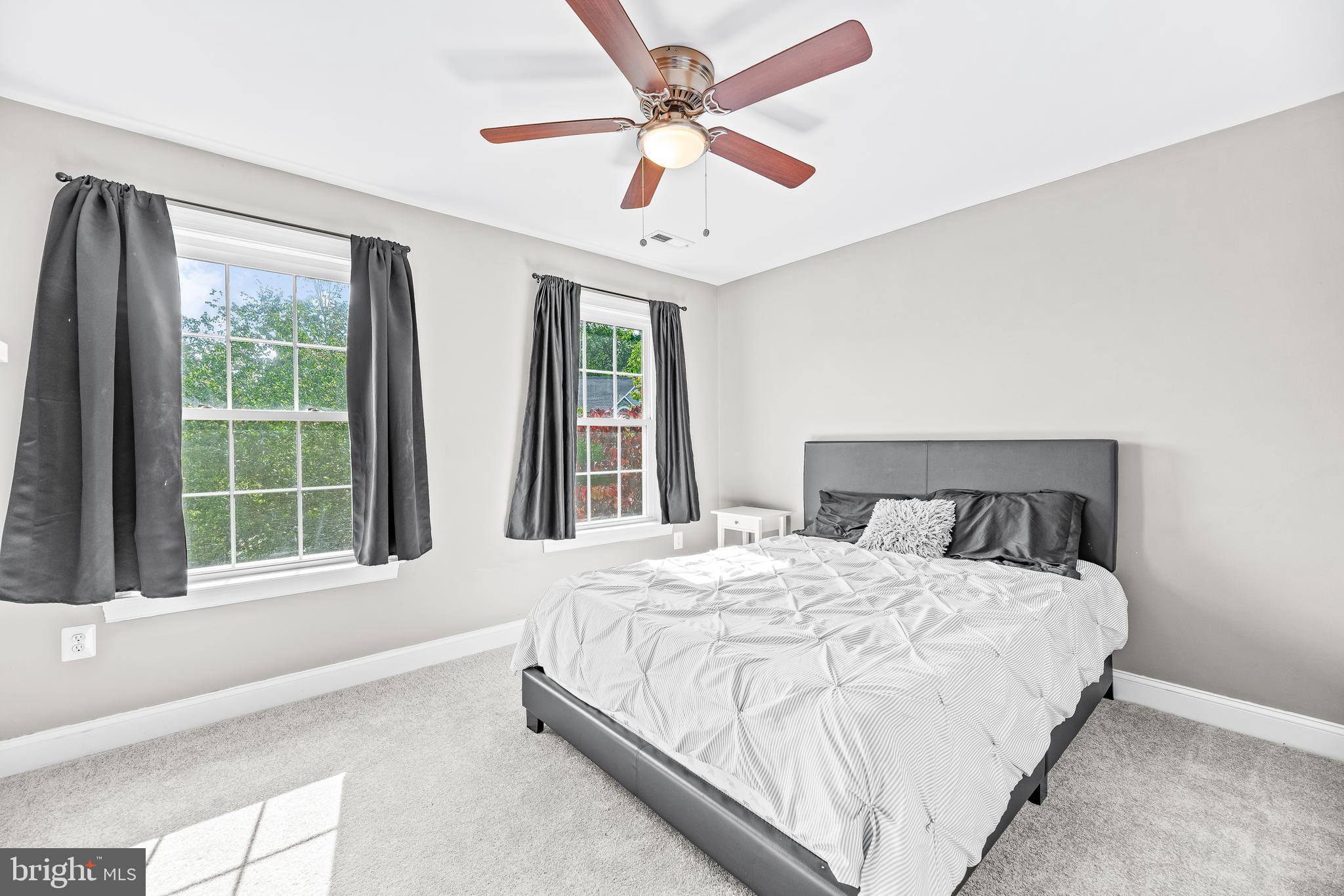 QUEENSBERRY - Residential