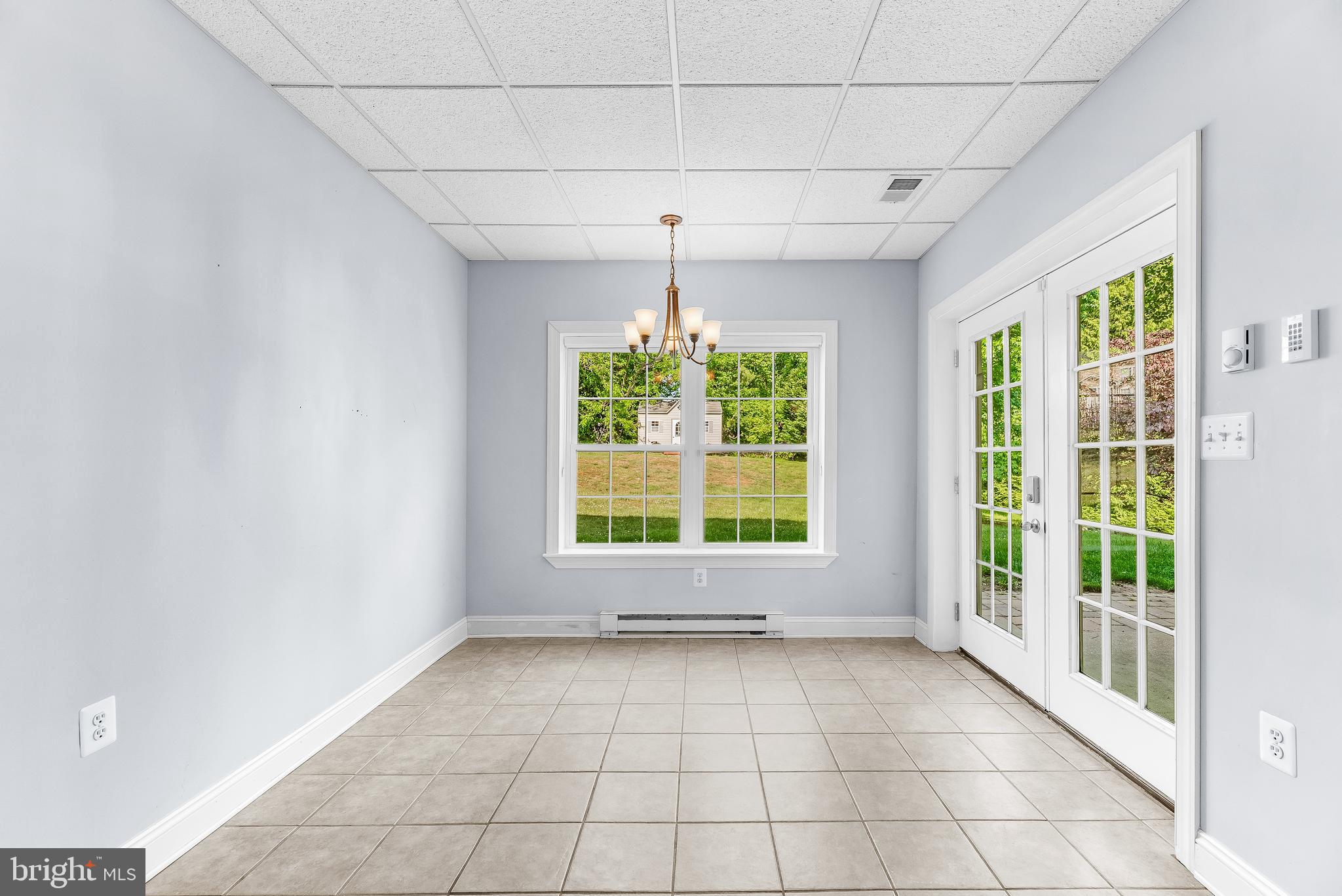 QUEENSBERRY - Residential