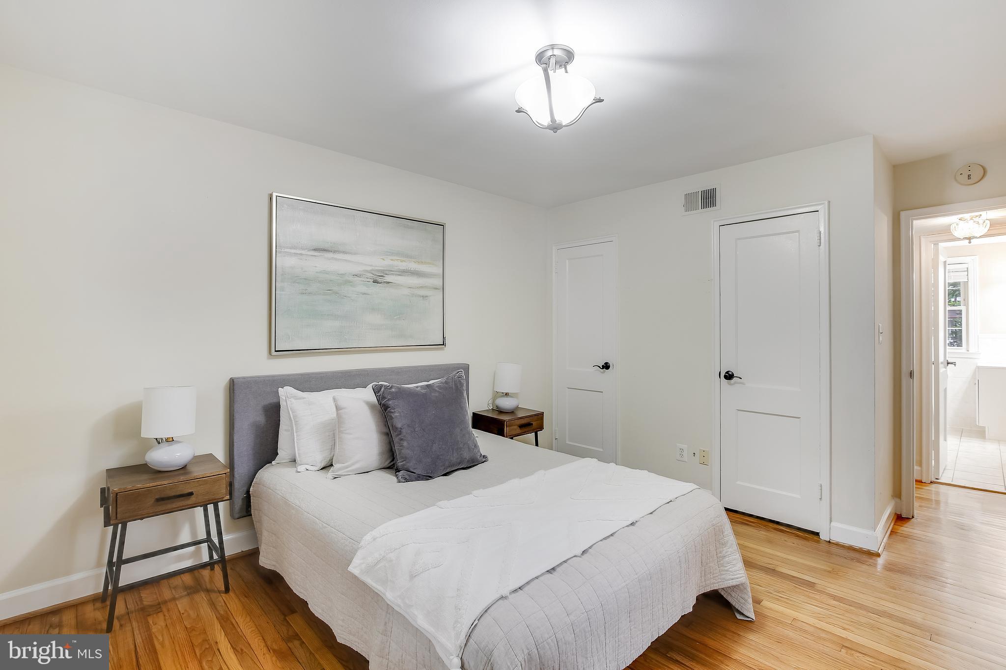 FAYETTE COURT - Residential