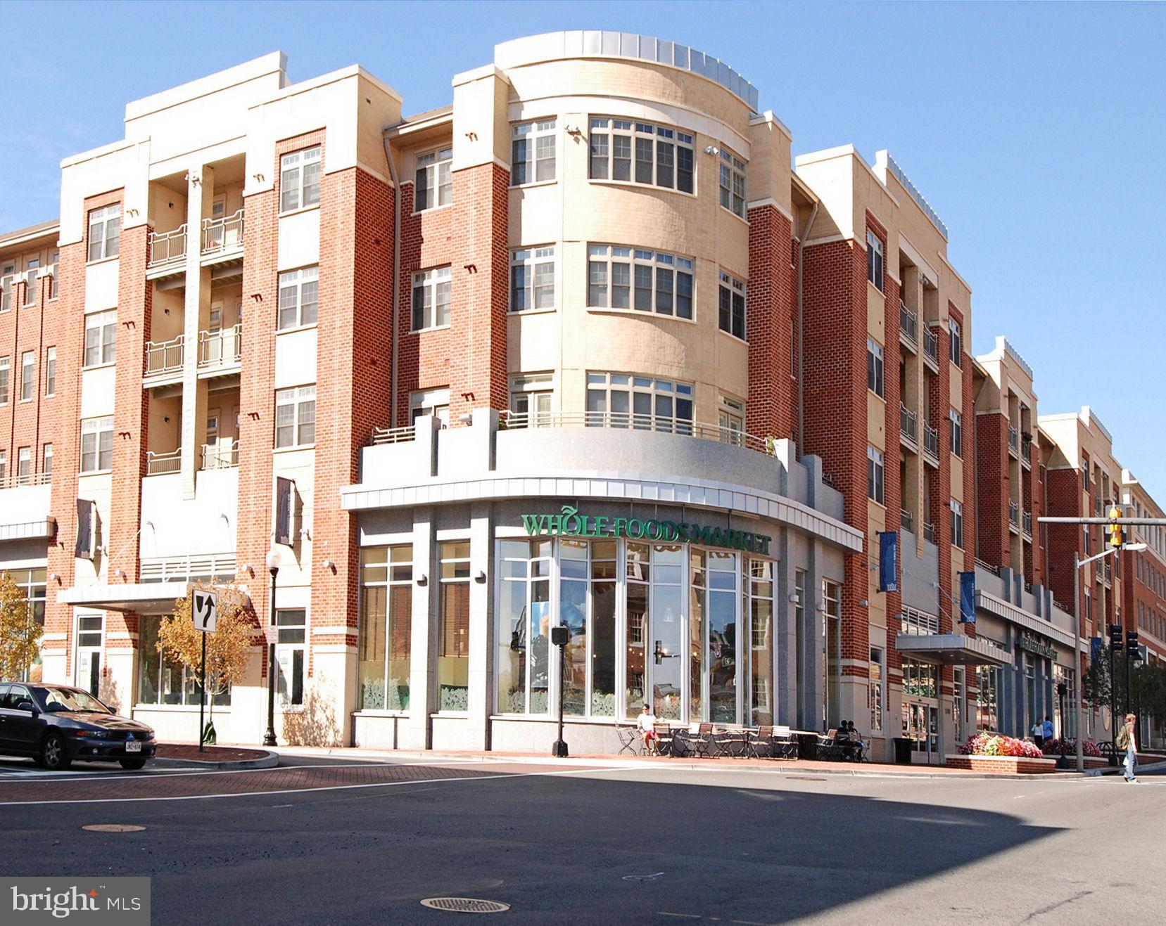 FAYETTE COURT - Residential