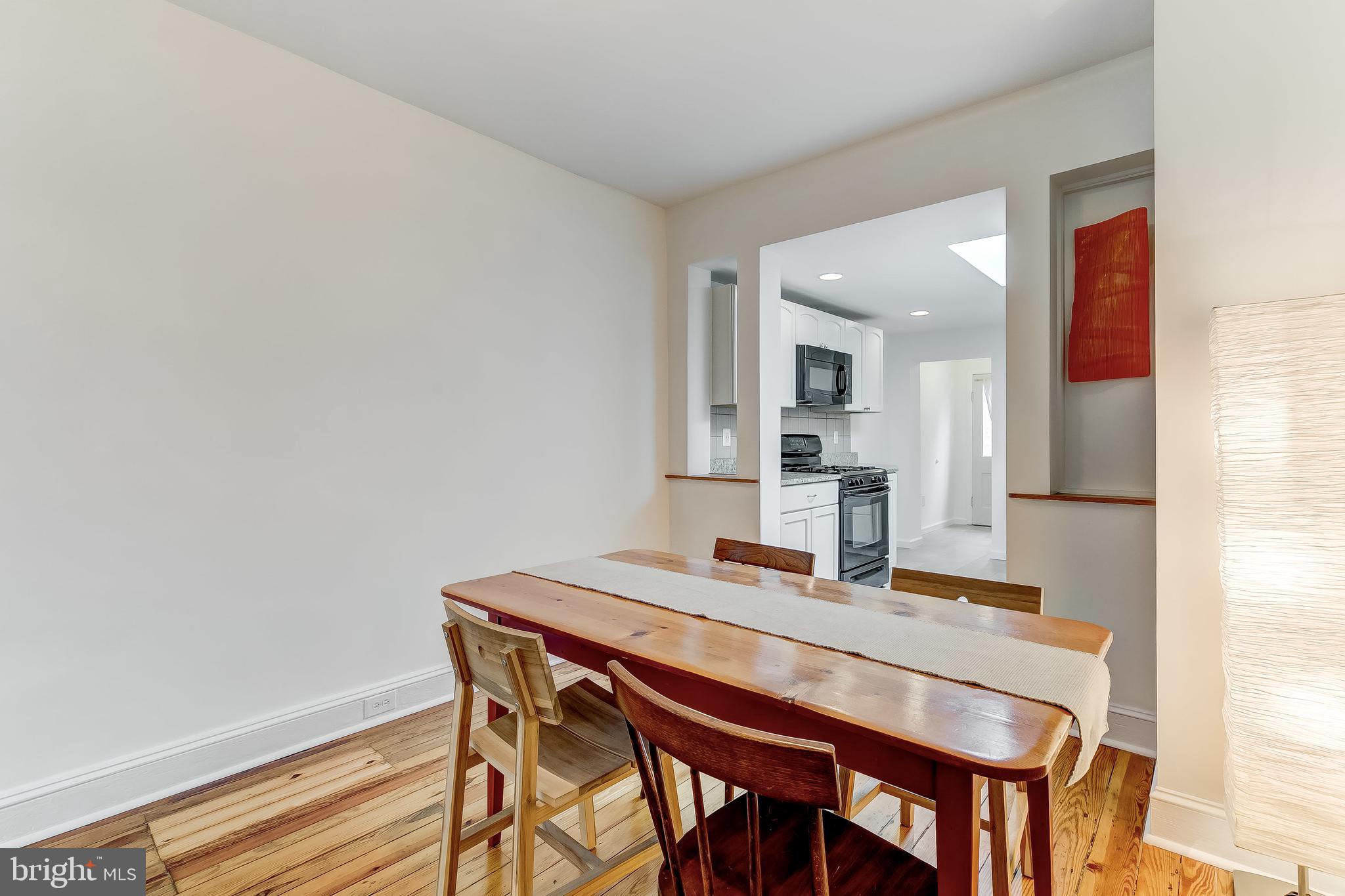 LOCUST POINT - Residential