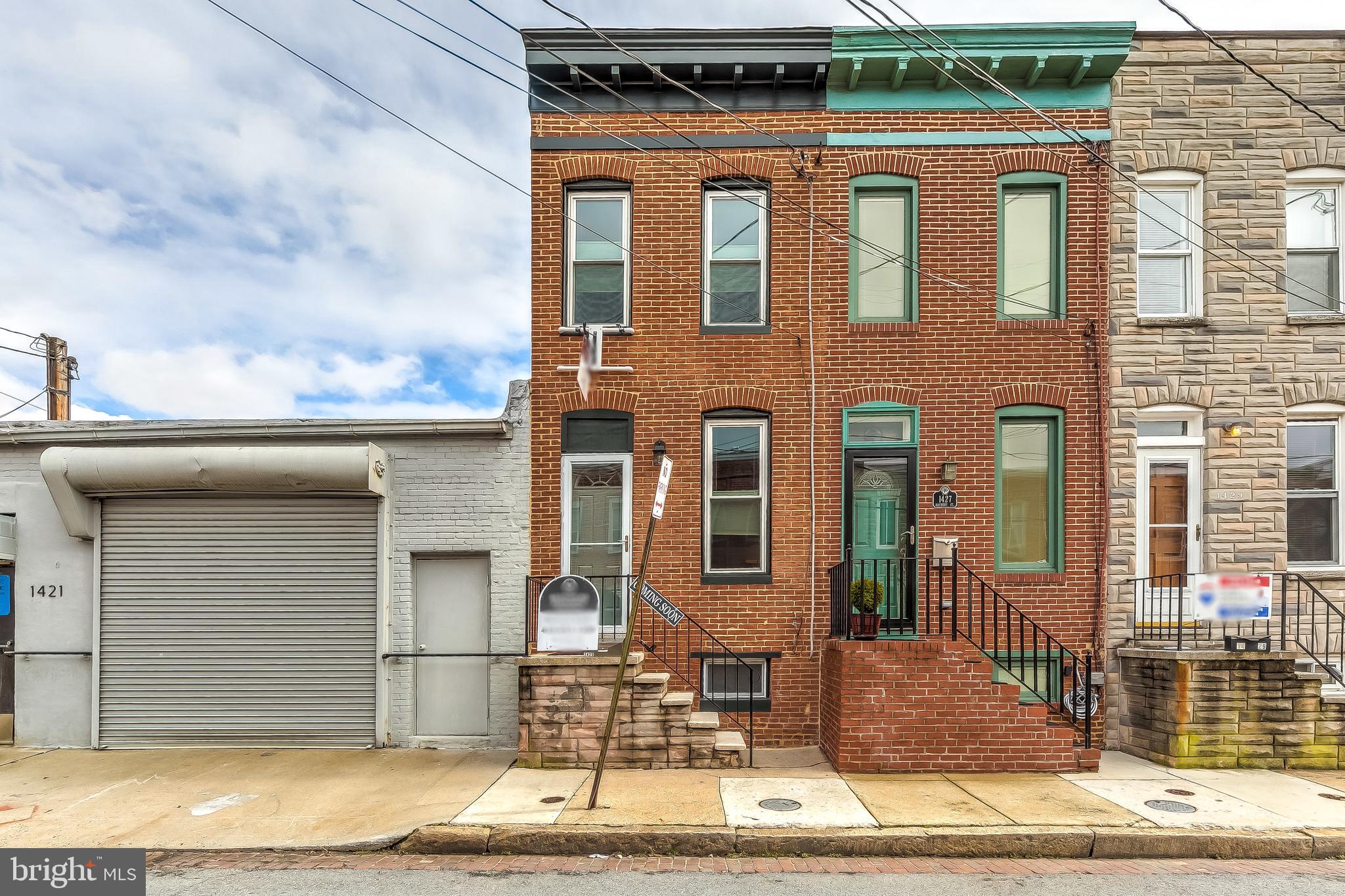 LOCUST POINT - Residential