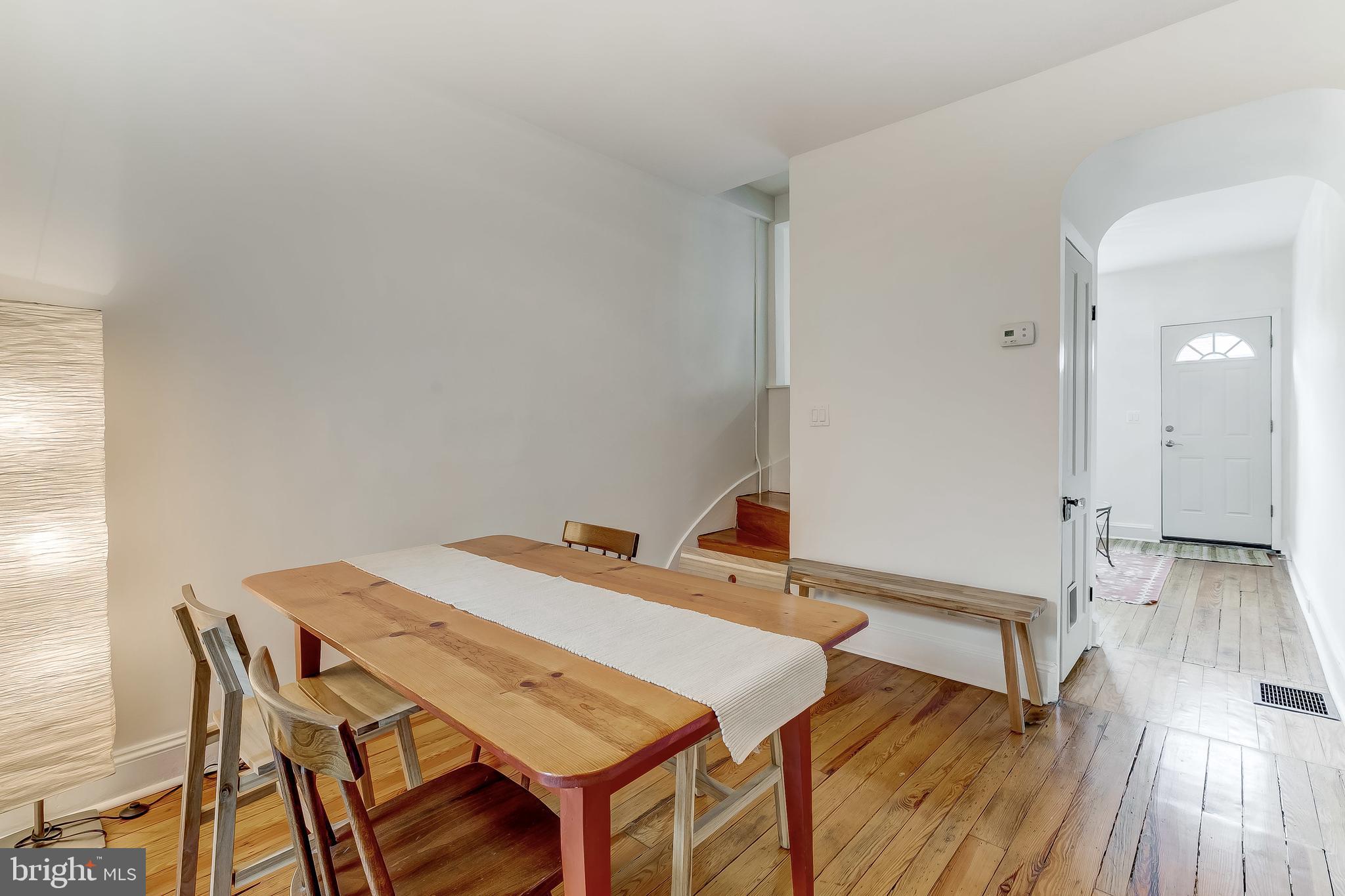 LOCUST POINT - Residential