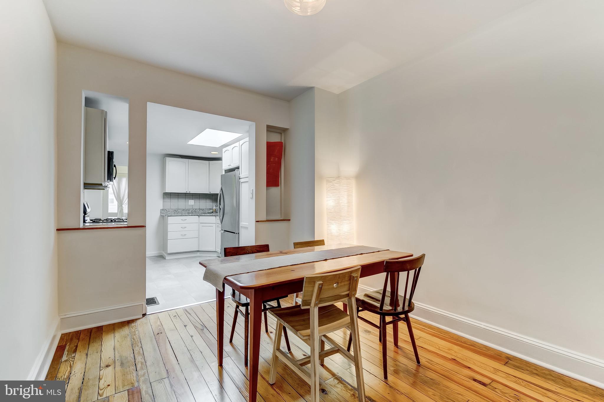 LOCUST POINT - Residential