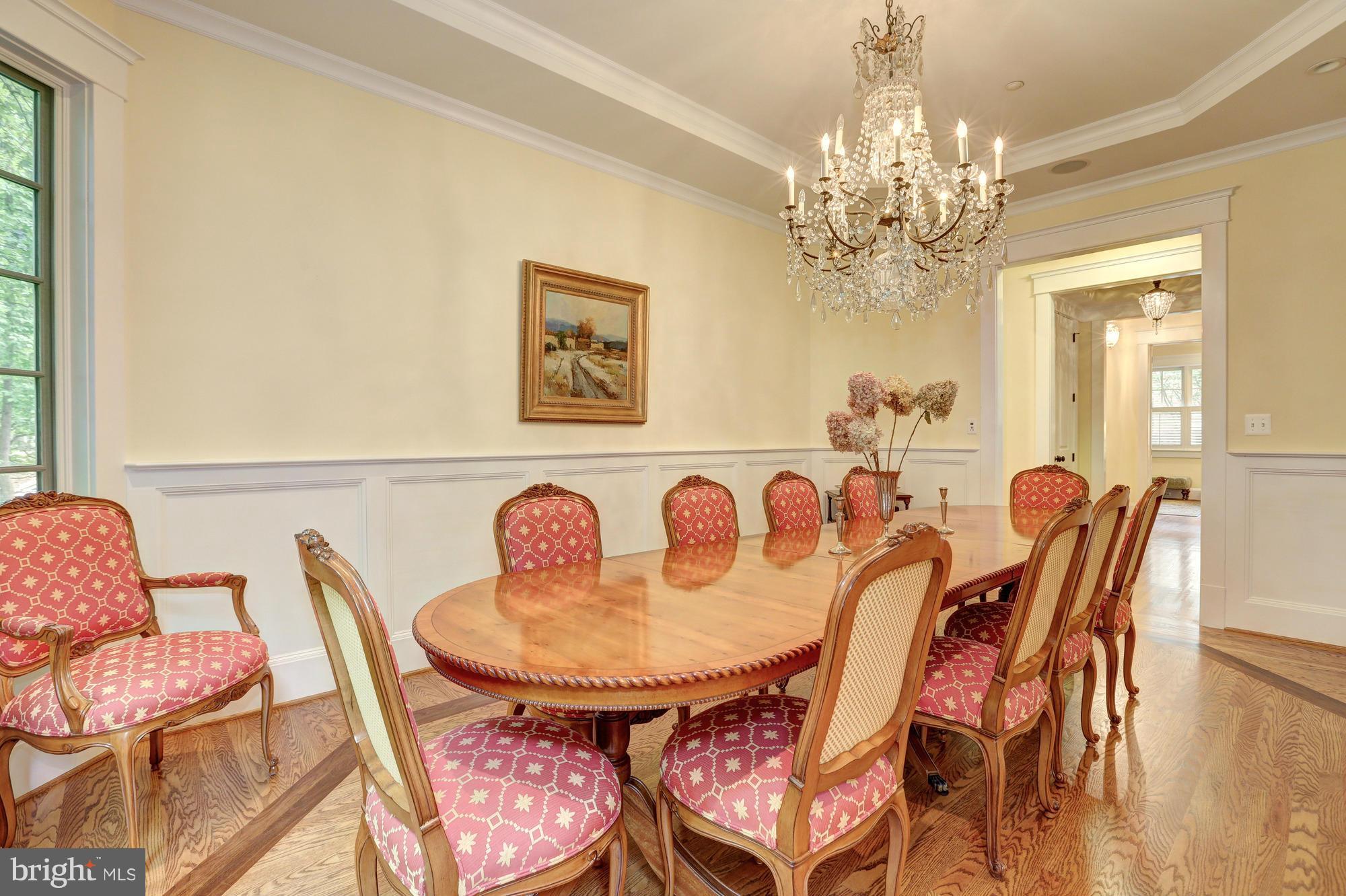 GREENWICH FOREST - Residential