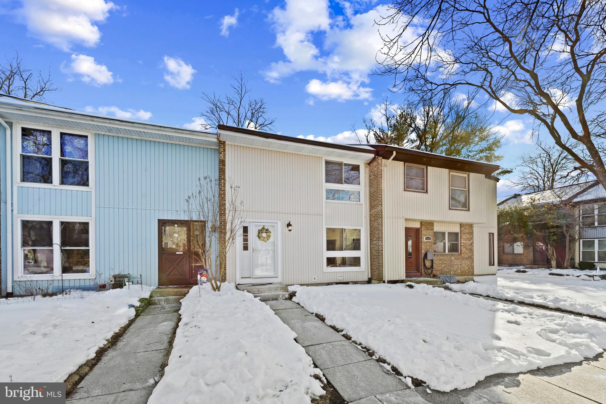 CROFTON MEADOWS - Residential