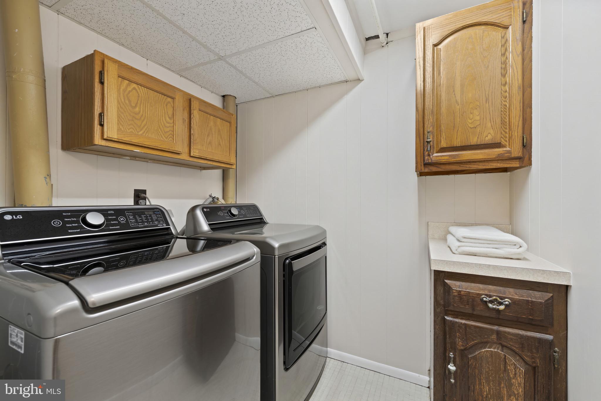 CROFTON MEADOWS - Residential