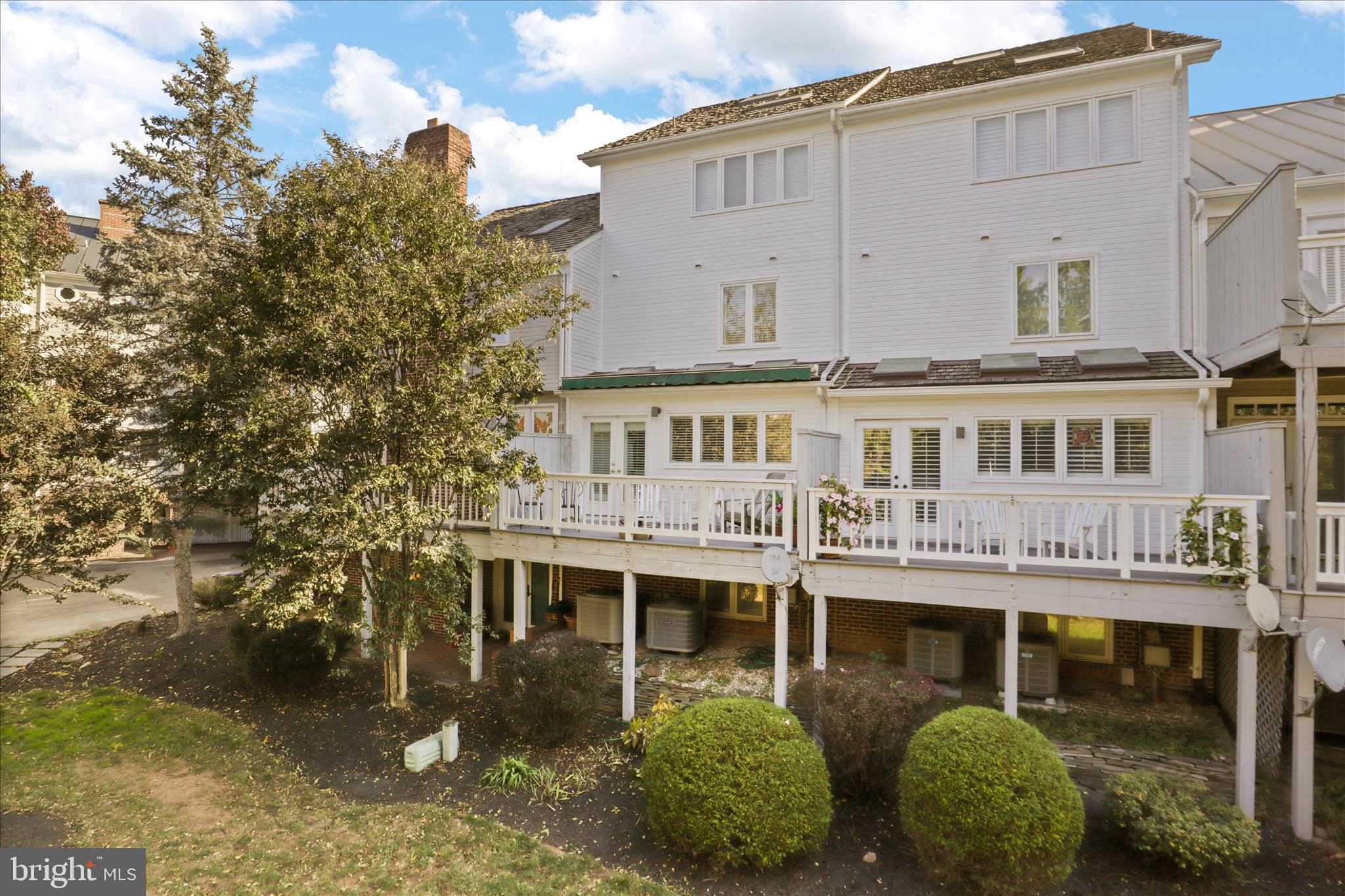 CHESTERFIELD PLACE - Residential