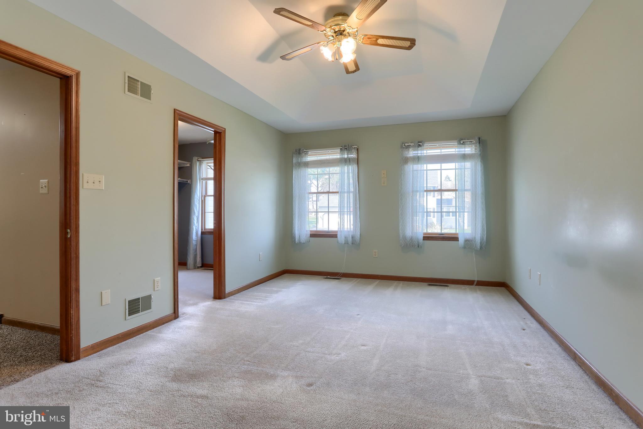 SUNNY HILL FARMS - Residential