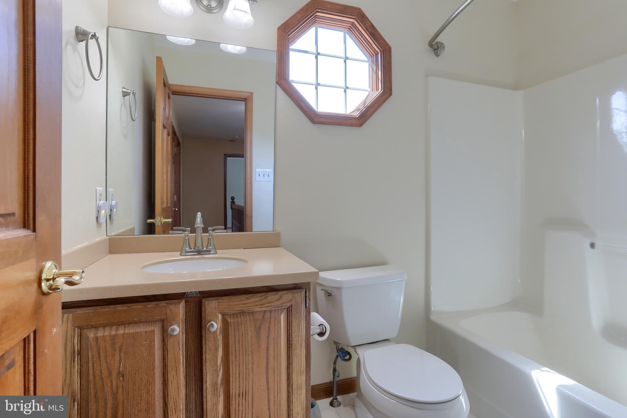 SUNNY HILL FARMS - Residential